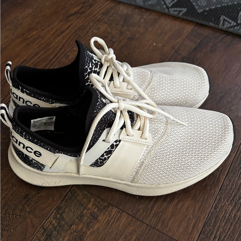 New Balance Sneakers Size 9